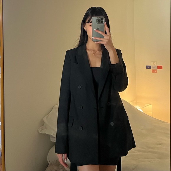 Aritzia Babaton Samuel Belted Blazer - Picture 2 of 7